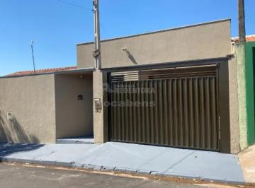 Casa · 170m² · 3 Quartos · 2 Vagas · Casa de 3 dormitórios no bairro Jardim Antunes