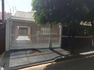 Casa · 150m² · 3 Quartos · 4 Vagas · Ótima Casa Residencial para Venda - 3 Dormitórios / Solo Sagrado