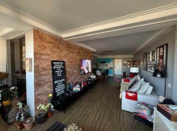 Apartamento · 124m² · 3 Quartos · 2 Vagas · Lindíssimo! Reformado! Apto no Barramares.
