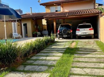 Foto 01 · Excelente casa à venda nas toninhas Ubatuba