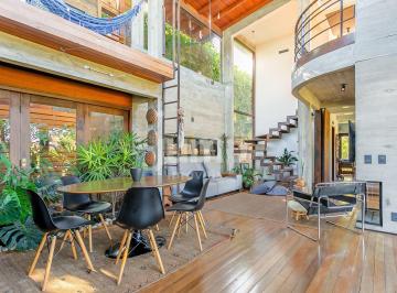 Casa · 215m² · 3 Quartos · 3 Vagas · Casa à venda com 3 quartos em condomínio fechado - Rio Tavares - Florianópolis/SC