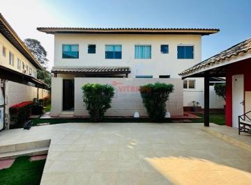 Casa · 135m² · 4 Quartos · 2 Vagas · Village 4 quartos sendo 1 suíte em Buraquinho - Lauro de Freitas - Ba