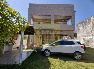 Casa · 200m² · 5 Quartos · 6 Vagas · Casa Duplex em itamaracá, cs solta, prox a praia, quintal, churrasqueira, varanda, 6vg garagem