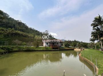 Rural · 20000m² · 4 Quartos · Sítio em Jaraguá do Sul, bairro Garibaldi.