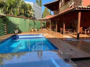 Casa · 365m² · 4 Quartos · 4 Vagas · Casa Padrão