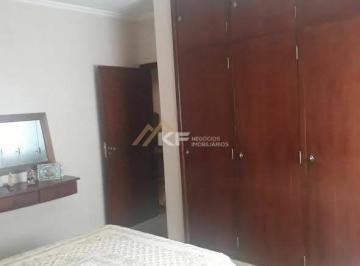 Casa · 200m² · 4 Quartos · 7 Vagas · Casa Padrão