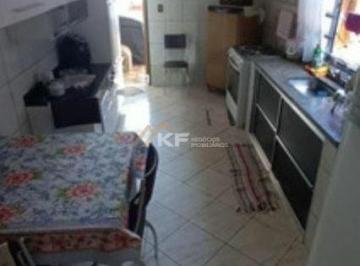 Casa · 175m² · 3 Quartos · 2 Vagas · Casa Padrão