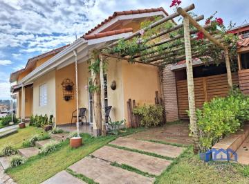 Foto 01 · Chálé com 2 Quartos e 1 banheiro, 250m² por R$ 300.000 Cód. ch2076