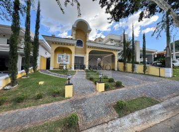 Foto 01 · Casa em Condomínio à Venda em Vinhedo-SP, Bairro Bosque! 3 Quartos, 2 Suítes, 2 Salas, 3 Banheiros,