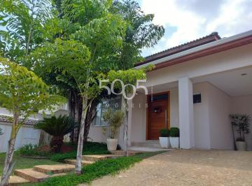 Foto 01 · Casa à venda no Jardim Theodora, com 300 m2 construídos e 600 m2 de terreno.