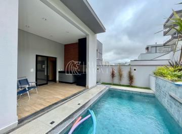 Piscina · Linda Casa com Piscina no Bella Citta Fazenda Rodeio.