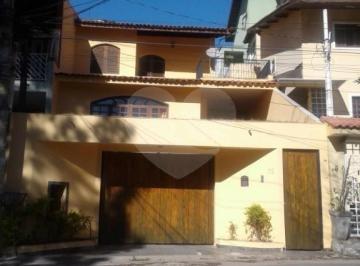 Casa · 200m² · 3 Quartos · 3 Vagas · Sobrado com 3 quartos à venda em Horto florestal - SP