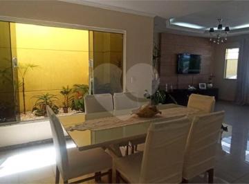 Casa · 222m² · 3 Quartos · 4 Vagas · Sobrado com 3 quartos à venda em Vila mazzei - SP