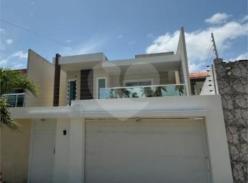 Casa · 223m² · 4 Quartos · 2 Vagas · Casa com 4 quartos à venda em Mangabeira - CE
