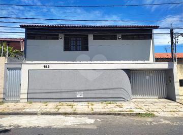 Casa · 300m² · 3 Quartos · 2 Vagas · Casa com 3 quartos à venda em Cocó - CE