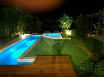 Casa · 263m² · 6 Quartos · 4 Vagas · Condomínio com 6 quartos à venda em Centro - SP