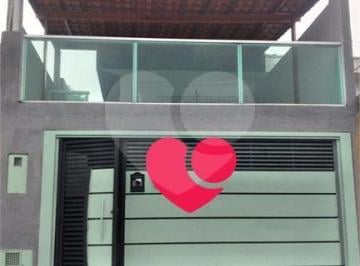 Casa · 200m² · 2 Quartos · 2 Vagas · Sobrado com 2 quartos à venda em Itaquera - SP