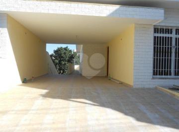 Casa · 400m² · 3 Quartos · 4 Vagas · Casa com 3 quartos à venda em Vila gustavo - SP