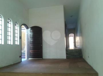 Casa · 182m² · 3 Quartos · 4 Vagas · Sobrado com 3 quartos à venda em Vila santos - SP