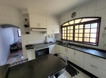 Casa · 226m² · 3 Quartos · 2 Vagas · Sobrado com 3 quartos à venda em Vila Dos Remédios - SP