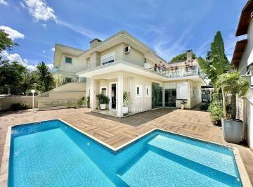 Casa · 358m² · 4 Quartos · 3 Vagas · Cond. Golf Village -  Impecável, 4 dorms / 2 suítes, gourmet, piscina!