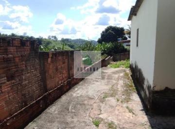 Casa · Venda Casa Simples Próximo ao Centro