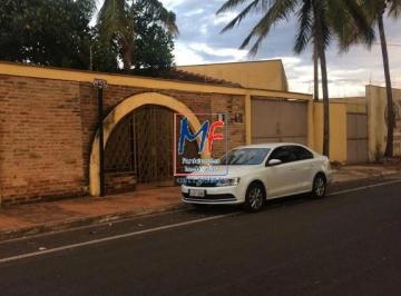 Comercial · 526m² · Excelente Prédio Comercial com 649 m² a.u., nas proximidades Rod. Anhanguera. Ideal para laboratório