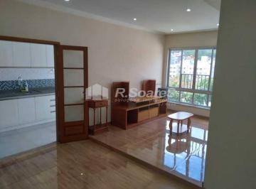 Apartamento · 99m² · 3 Quartos · 1 Vaga · Apartamento com três quartos sendo um suíte, em Vila Valqueire, rua das Tulipas.