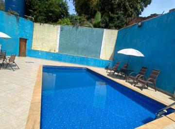 Casa , Ibiúna · LIndo Sobrado na beira da Represa com piscina e Jacuzzi