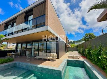 Casa · 402m² · 4 Quartos · 2 Vagas · Casa com 4 quartos - Balneário Camboriú