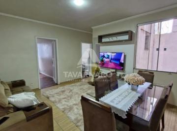 Sala · Apartamento térreo central com 4 dormitórios