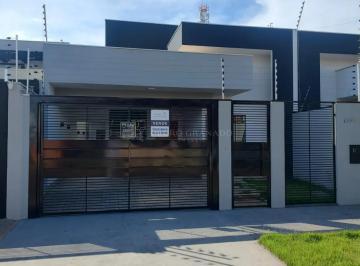 Casa · 139m² · 3 Quartos · 2 Vagas · Casa/Sobrado Casa em Maringá