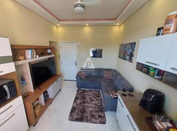 Apartamento · 45m² · 2 Quartos · Apartamento à venda, 2 quartos, sala modernizada e banheiro reformado, 45m², Centro, permite Airbnb