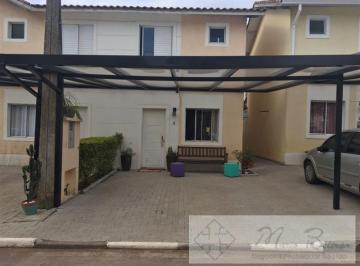 Casa · 96m² · 3 Quartos · 2 Vagas · Sobrado em condomínio fechado