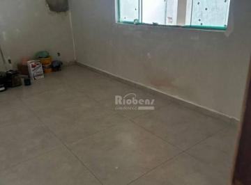 f7de51c4ad5bb3602f7ce0a91ee19b047c16ba76 · Casa Reforma Geral - 03 Dorm (01 suíte)