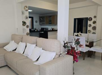 Casa de 4 quartos, Santa Cruz Cabrália · Casa duplex de 4 suítes com vista mar no Centro de Cabrália 