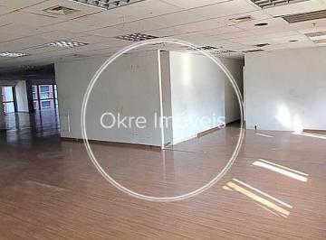 Comercial · 580m² · 1 Quarto · Oportunidade: Andar completo no Centro