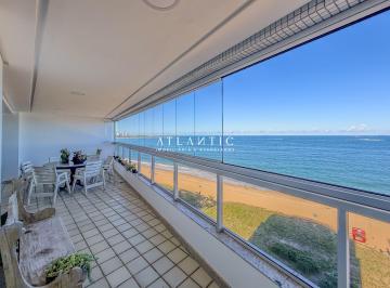 Apartamento · 300m² · 4 Quartos · 2 Vagas · Frente mar, Gigante Praia da Costa, 4 Quartos com 2 suite!