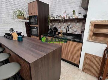 Casa · 136m² · 3 Quartos · 2 Vagas · TRIPLEX COM ÁTICO!!! 03 QTOS,SUÍTE,CLOSET,HIDRO,COZ. PLANEJADA