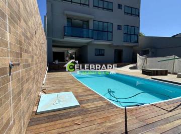 Casa · 367m² · 3 Quartos · 4 Vagas · TRIPLEX ALTO PADRÃO EM PINHAIS!!! 03 QTOS,PISCINA,CHURRASQUEIRA