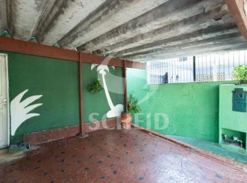 Casa · 90m² · 3 Quartos · 1 Vaga · Casa á Venda no Campo Belo com 90m², 3 quartos, 1 vaga.