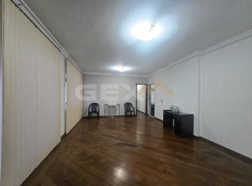 Apartamento · 135m² · 3 Quartos · 1 Vaga · Apartamento clássico à venda no Centro, 3 quartos sendo 1 suíte com sacada.