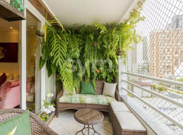 Varanda · Apartamento à venda - em Bigorrilho
