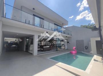 Casa · 335m² · 6 Quartos · 4 Vagas · Sobrado em Peruíbe