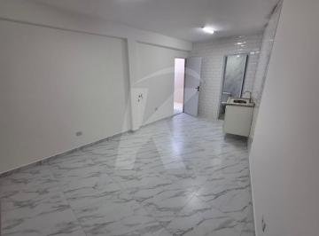 Casa · 25m² · 1 Quarto · Casa com 1 quarto e banheiro.