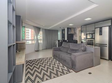 Apartamento · 95m² · 2 Quartos · 2 Vagas · Apartamento à venda na 2ª Quadra de Balneário Camboriú com 2 suítes