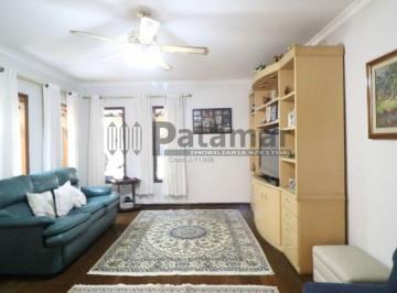 Casa · 184m² · 3 Quartos · 2 Vagas · Casa a venda com 3 quartos no Jardim das Vertentes.