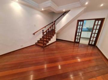 Casa · 162m² · 4 Quartos · 2 Vagas · Vende ótimo sobrado em localização privilegiada no bairro Cerâmica em São Caetan