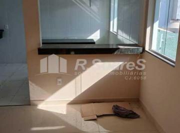 Casa · 70m² · 2 Quartos · Casa de Vila tipo apto. desocupada recém construída com 1 quarto e1 suíte em Pie