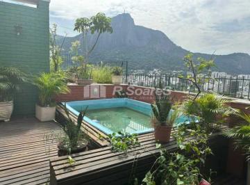 Apartamento · 228m² · 3 Quartos · 1 Vaga · Cobertura Avenida Epitácio Pessoa.
